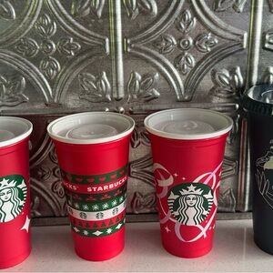 Starbucks reusable cups w/lids